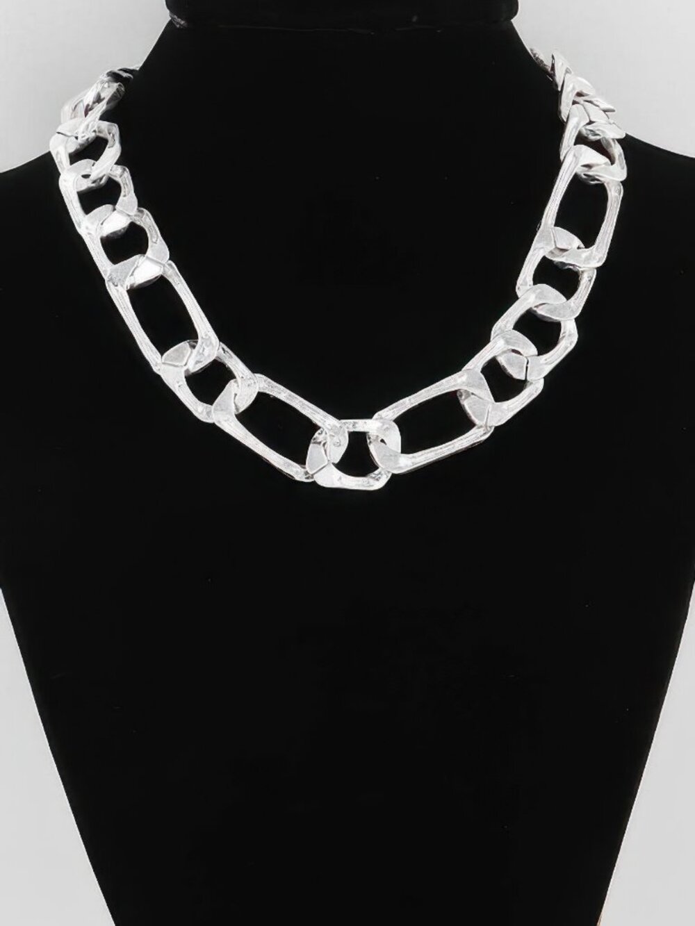 Bulky Link Chain Necklace